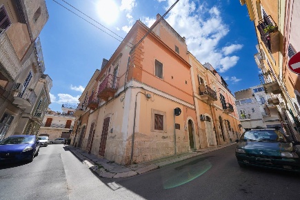 Foto Casa indipendente in Via Quintino Sella  9, Palo del Colle Centro