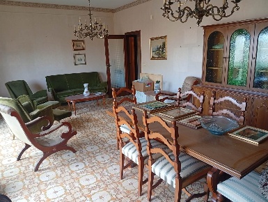 Foto Appartamento in Via Termini, Lentini di 168 m² con 7 locali in vendita