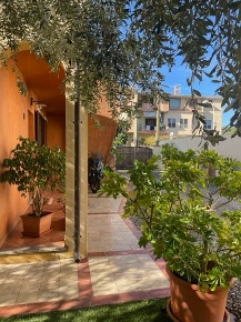 Foto Appartamento in Via A. Contu Politico 3, Tortolì Centro di 50 m²