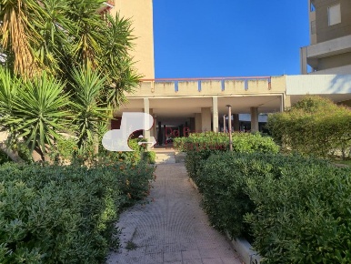 Foto Appartamento in Via Mitolo, Bari Poggiofranco di 130 m² con 4 locali