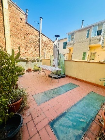 Foto Appartamento a Cascina Centro di 64 m² con 3 locali in vendita