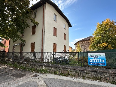 Foto Appartamento in via Battaglione Sette Comuni, Asiago Centro di 90 m²