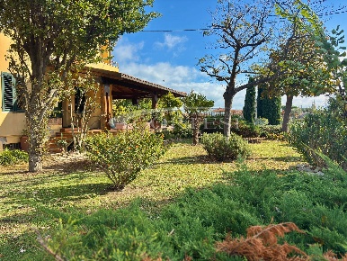 Foto Appartamento a Mondolfo di 110 m² con 3 locali in vendita