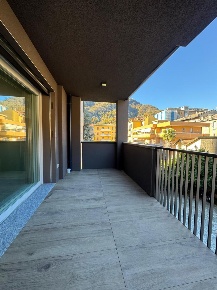 Foto Appartamento in Via Napo Torriani 41, Como Viale Varese - Crocifisso