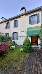 Foto Villa a schiera in Via Martiri di Belfiore RO, Rovigo Rovigo Est