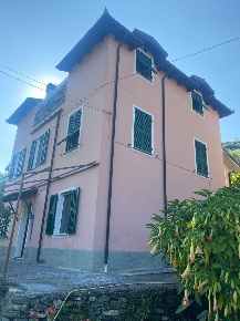 Foto Appartamento a Stellanello Rossi di 90 m² con 3 locali in vendita