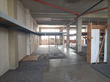 Foto Magazzino a Viagrande Via Peraci Bonaccorsi di 220 m² con 1 locali