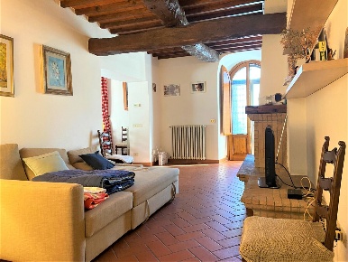 Foto Appartamento in Via del Bello, Vaiano di 100 m² con 4 locali