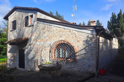 Foto Rustico in Strada Provinciale del Commercio, Santa Luce Centro