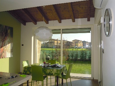 Foto Villa unifamiliare in Via Piero Gobetti, Vigolzone Centro di 115 m²