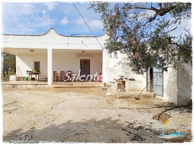 Foto Villa unifamiliare in contrada Monteconvergola snc, Ostuni di 83 m²
