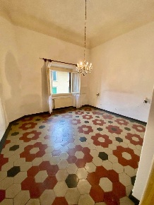 Foto Appartamento a Firenze Ponte di Mezzo - Circondaria di 130 m²