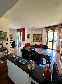 Foto Appartamento a Usmate Velate Velate di 98 m² con 3 locali in vendita