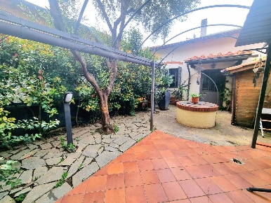 Foto Appartamento a Sesto Fiorentino Sesto Città di 160 m² con 9 locali