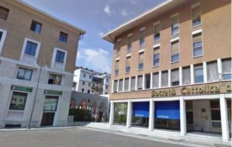 Foto Negozio a Udine Duomo - Aquileia di 123 m² in affitto