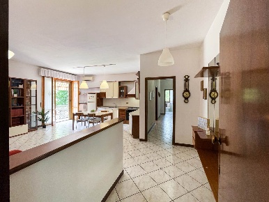 Foto Appartamento a Modena Torrazzi di 109 m² con 4 locali in affitto