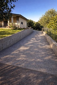 Foto Villa bifamiliare a Goito di 260 m² con 8 locali in vendita