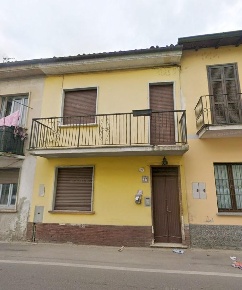 Foto Appartamento a Gambolò Centro di 134 m² con 4 locali in vendita