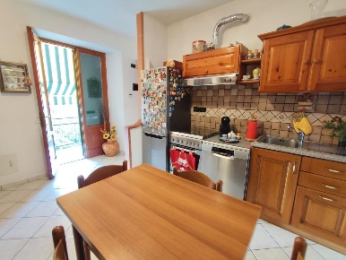 Foto Appartamento a Massa Centro di 55 m² con 3 locali in vendita