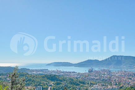 Foto Casa indipendente in villa castagnola, Vezzano Ligure Carozzo di 80 m²