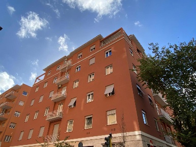 Foto Appartamento in Via Vetulonia 64, Roma San Giovanni di 100 m²