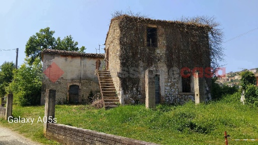 Foto Rustico in Contrada currivÃ¨ snc, Veroli di 150 m² con 5 locali