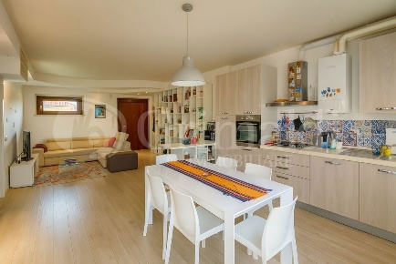 Foto Appartamento in Via RONCAGLIA 0, Jesi Roncaglia di 140 m² con 5 locali