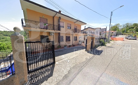 Foto Appartamento in Via Mazzini 48, Marano Marchesato di 80 m² in affitto