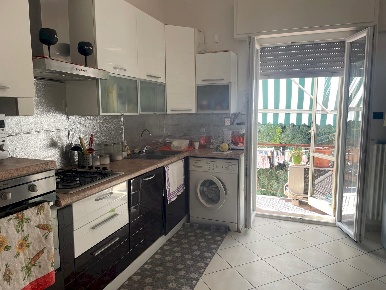 Foto Appartamento in Via Alfieri 8, Imola Centro Storico di 100 m²