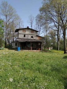 Foto Rustico a Bedizzole Piazza di 130 m² con 4 locali in vendita