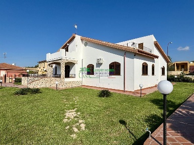 Foto Villa unifamiliare in via 437, Ragusa Contrade di Marina di Ragusa