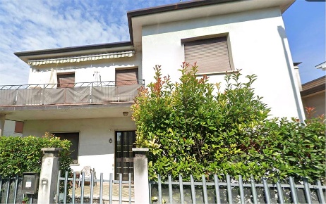 Foto Villa bifamiliare in Via Ricamificio, San Giovanni Lupatoto Centro