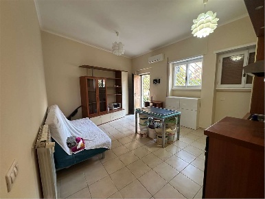 Foto Appartamento in Via Roma  172, Pomezia Pomezia Centro di 50 m²