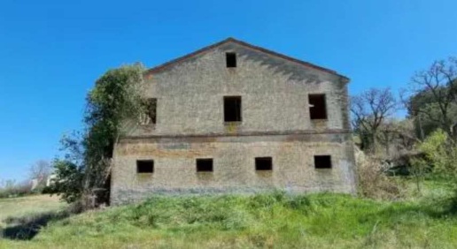 Foto Rustico in Via Cerretino, Sant'Elpidio a Mare Centro di 110 m²