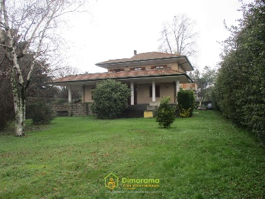 Foto Villa a schiera in Via marchini 34, Montignoso Debbia, Cervaiolo