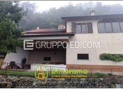 Foto Villa a schiera in Località torrano chiesa, Pontremoli di 250 m²