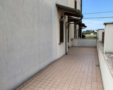 Foto Appartamento in Via Nazionale, Fermo Lido Di Fermo di 182 m²