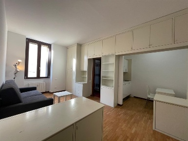 Foto Appartamento in Piazza Caiazzo, Milano Buenos Aires di 30 m²