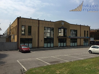 Foto Negozio in via de vizzi vigano', Cinisello Balsamo Robecco - Bettola