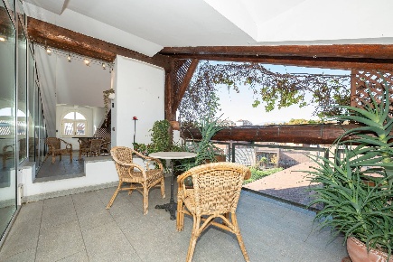 Foto Appartamento in VIA SPANNA, Grugliasco Centro di 330 m² con 11 locali