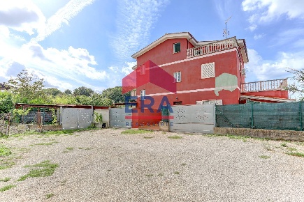 Foto Attico in Circonvallazione Mare Australe, Ardea Banditella di 68 m²