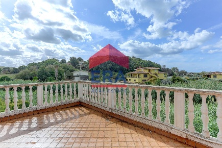 Foto Attico in Circonvallazione Mare Australe, Ardea Banditella di 68 m²