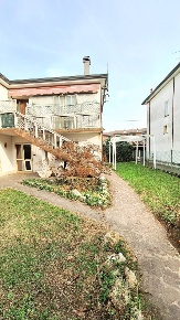 Foto Casa indipendente in Via Ladino, Ferrara Porotto - Cassana di 240 m²