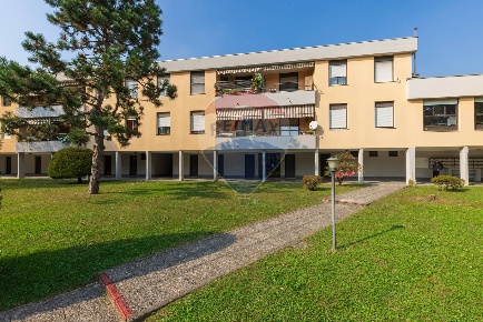 Foto Appartamento in VIA DOMODOSSOLA, Busto Arsizio Borsano di 103 m²