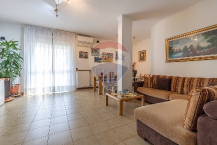 Foto Appartamento in via Domodossola, Busto Arsizio Borsano di 103 m²