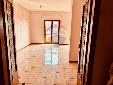Foto Appartamento in via IV novembre, Aci Catena Centro di 140 m²