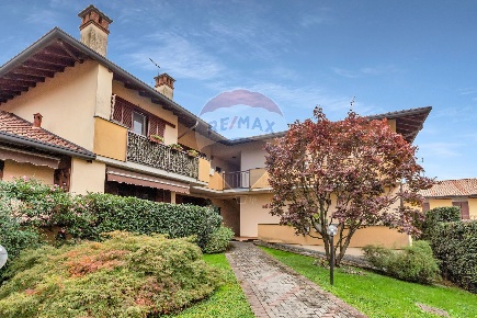 Foto Appartamento in Via San Rocco, Robecco sul Naviglio di 114 m²