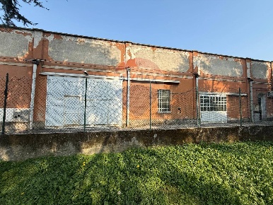 Foto Capannone industriale in Via Piave, Canegrate di 195 m² in vendita