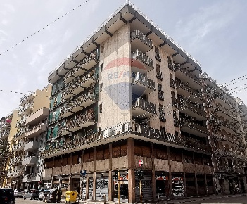 Foto Locale commerciale in Via Quintino Sella ( angolo Principe Amedeo),