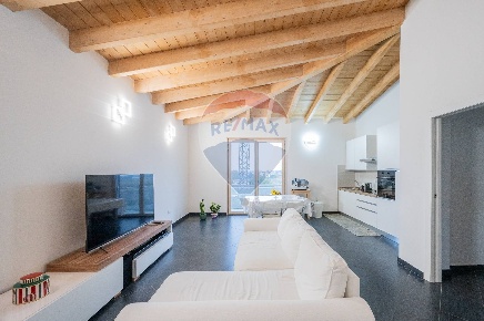 Foto Appartamento in Via Villascassa, Viadana Centro di 120 m² con 4 locali